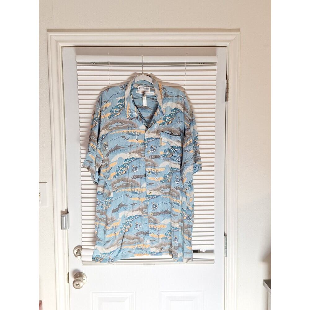 Columbia Size XL Men's Button Up Short sleeve Shirt